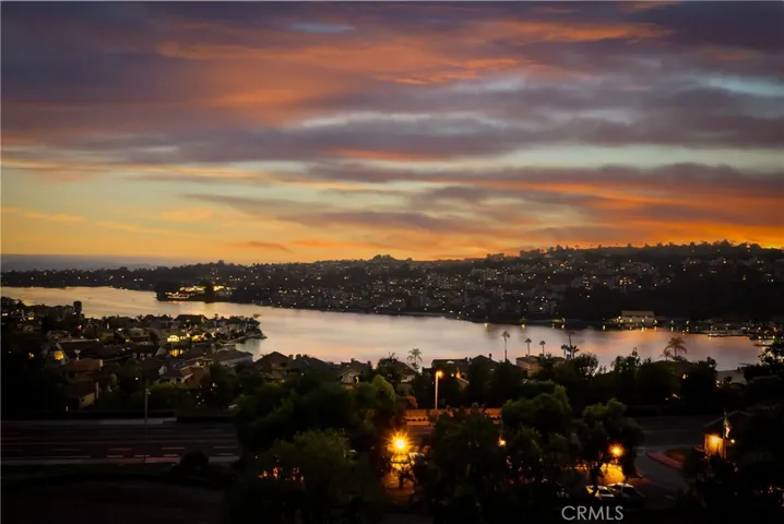 21691 Fairbrook 37, Mission Viejo, California 92692