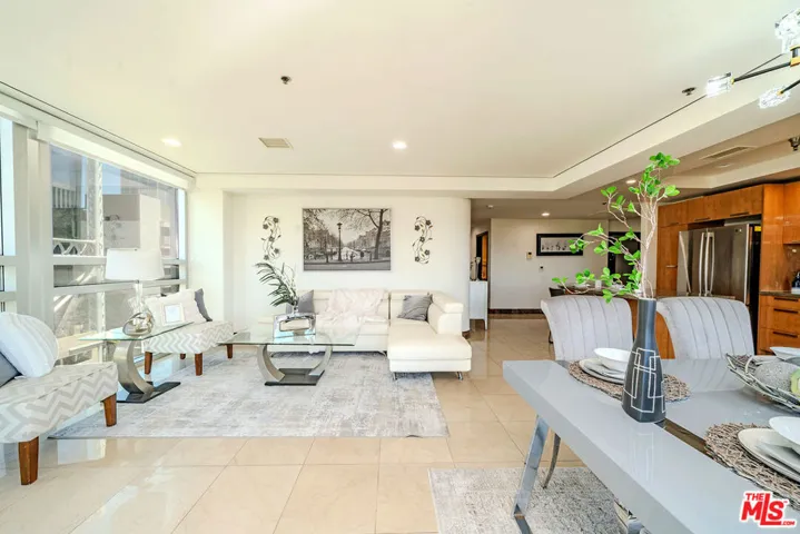 702 S Serrano Avenue 605, Los Angeles, California 90005