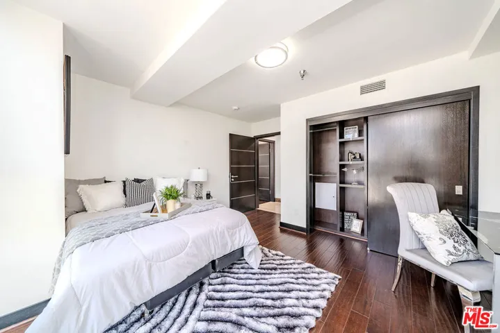 702 S Serrano Avenue 605, Los Angeles, California 90005