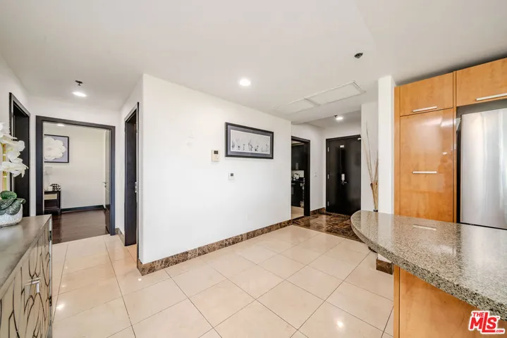 702 S Serrano Avenue 605, Los Angeles, California 90005