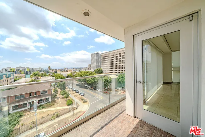 702 S Serrano Avenue 605, Los Angeles, California 90005