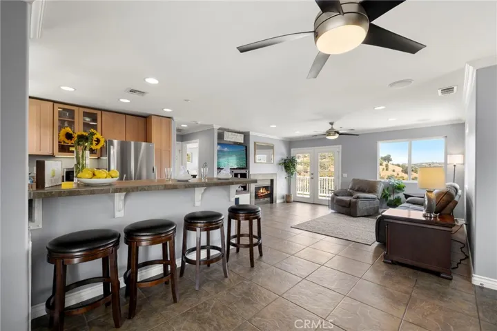 2125 Puerto Del Mundo, Fallbrook, California 92028