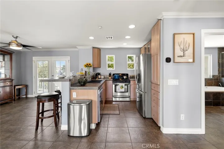 2125 Puerto Del Mundo, Fallbrook, California 92028