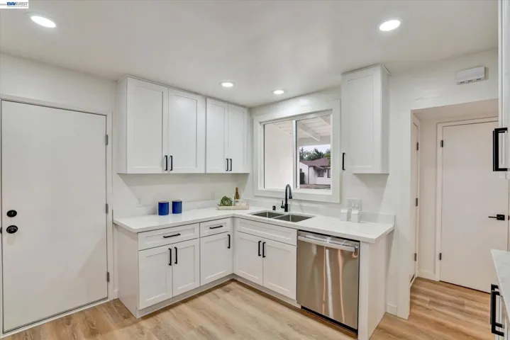 86 Preda St, San Leandro, California 94577