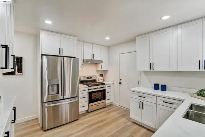 86 Preda St, San Leandro, California 94577