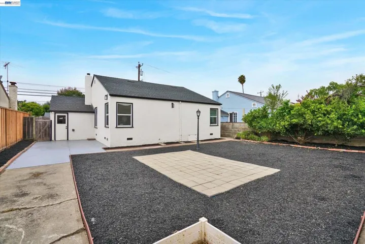 86 Preda St, San Leandro, California 94577