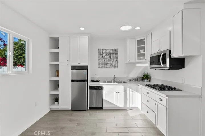 5810 Ranchito Avenue, Los Angeles, California 91401