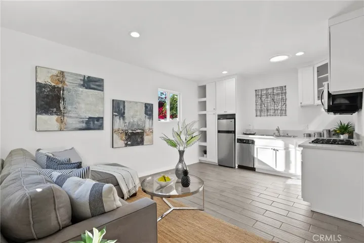 5810 Ranchito Avenue, Los Angeles, California 91401