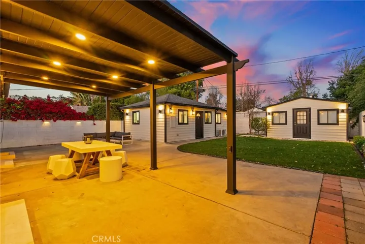 5810 Ranchito Avenue, Los Angeles, California 91401