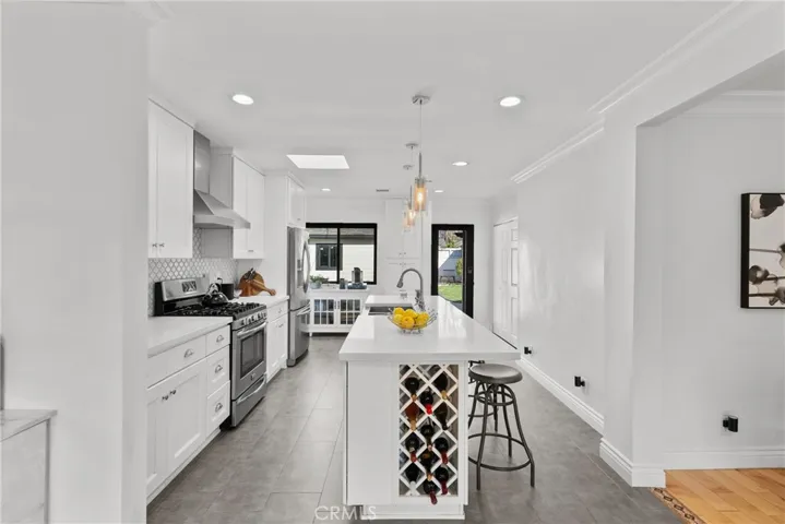 5810 Ranchito Avenue, Los Angeles, California 91401