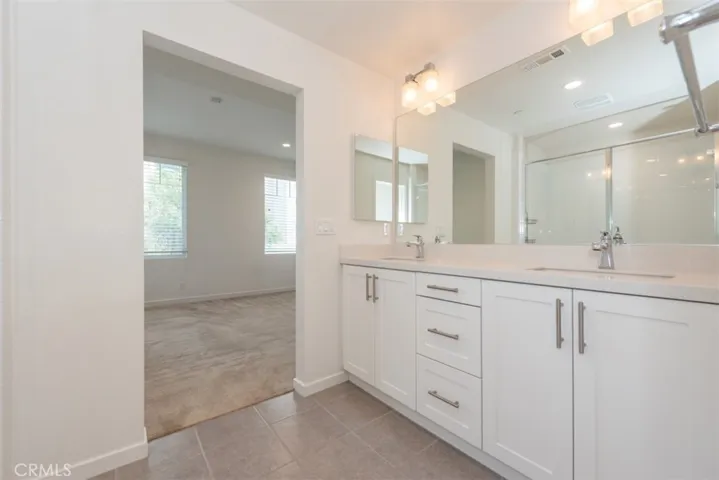 180 Terrapin, Irvine, California 92618