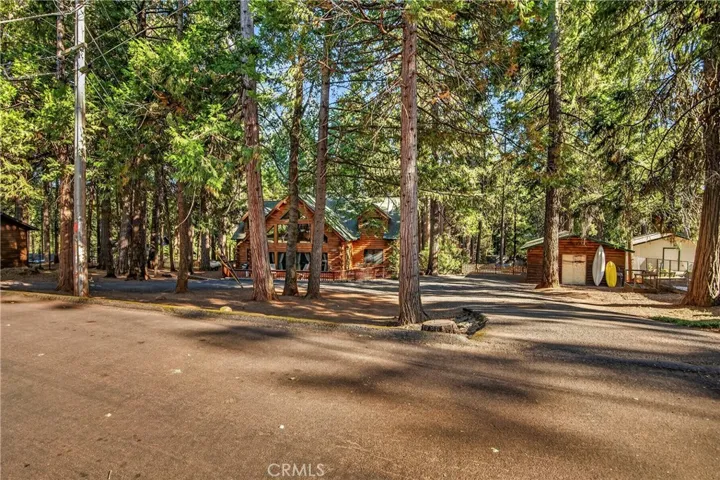 6072 Guilford, Magalia, California 95954