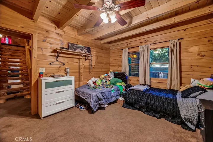 6072 Guilford, Magalia, California 95954
