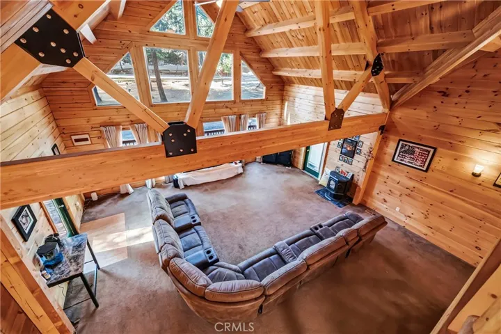6072 Guilford, Magalia, California 95954