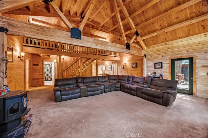 6072 Guilford, Magalia, California 95954