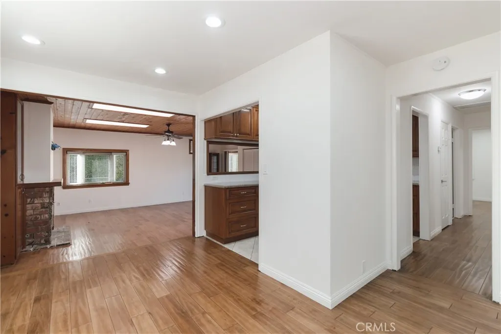 6313 Bluebell Avenue, North Hollywood, California 91606 — photo 5