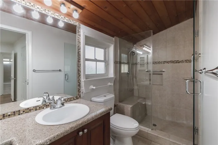6313 Bluebell Avenue, North Hollywood, California 91606