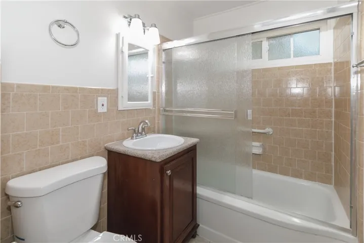 6313 Bluebell Avenue, North Hollywood, California 91606
