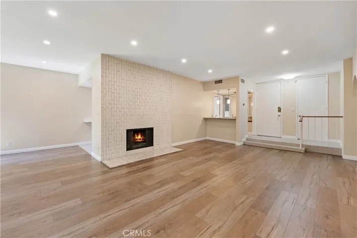 5340 Yarmouth Avenue 108, Los Angeles, California 91316