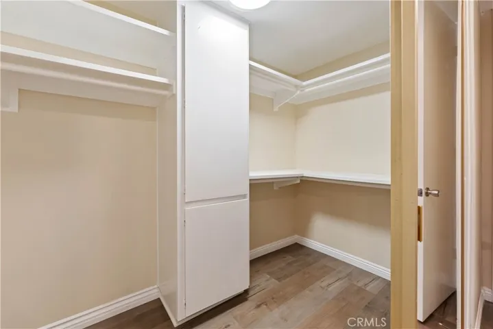 5340 Yarmouth Avenue 108, Los Angeles, California 91316