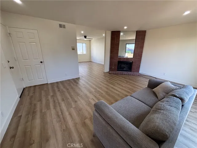 1149 Magnolia 16, Gardena, California 90247