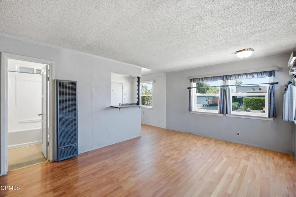 2385 Pierpont Boulevard, Ventura, California 93001 — photo 5