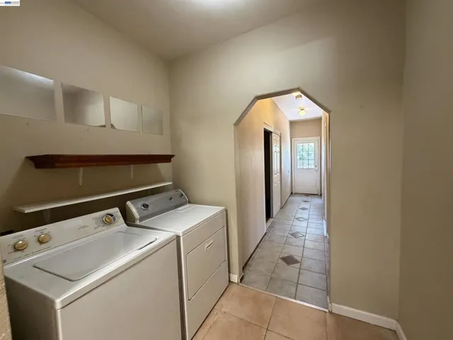 217 Cedar St, Roseville, California 95678