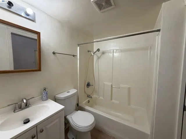217 Cedar St, Roseville, California 95678