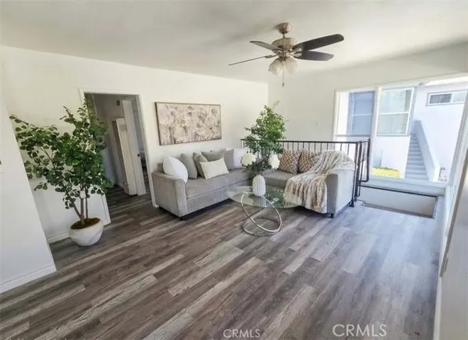1957 Barnett, Los Angeles, California 90032