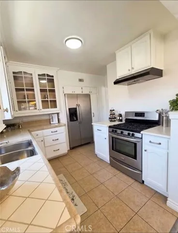 1957 Barnett, Los Angeles, California 90032