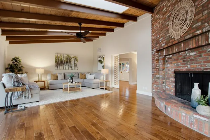 3088 Skycrest Drive, Fallbrook, California 92028