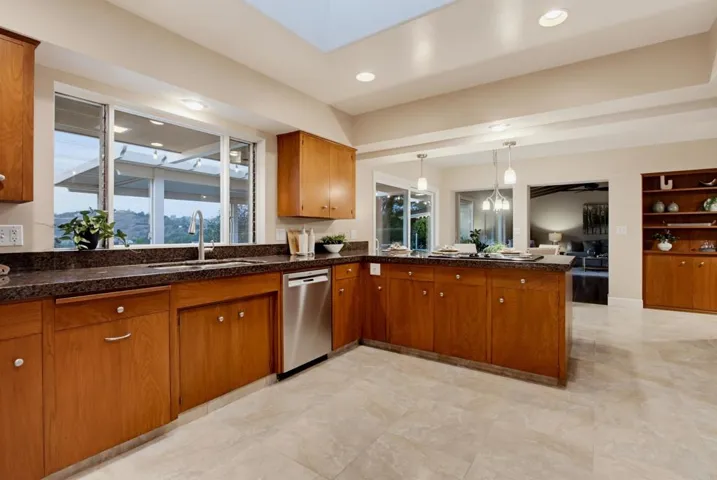 3088 Skycrest Drive, Fallbrook, California 92028