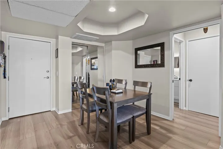 20253 Keswick Street 323, Winnetka, California 91306