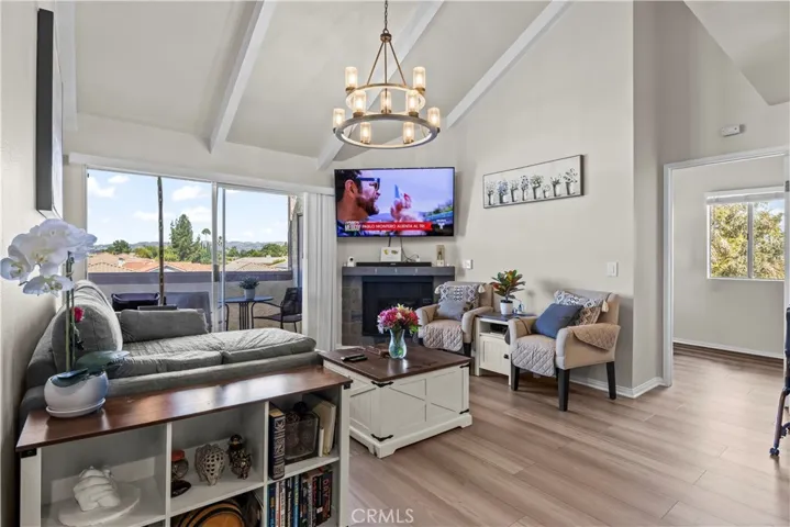 20253 Keswick Street 323, Winnetka, California 91306