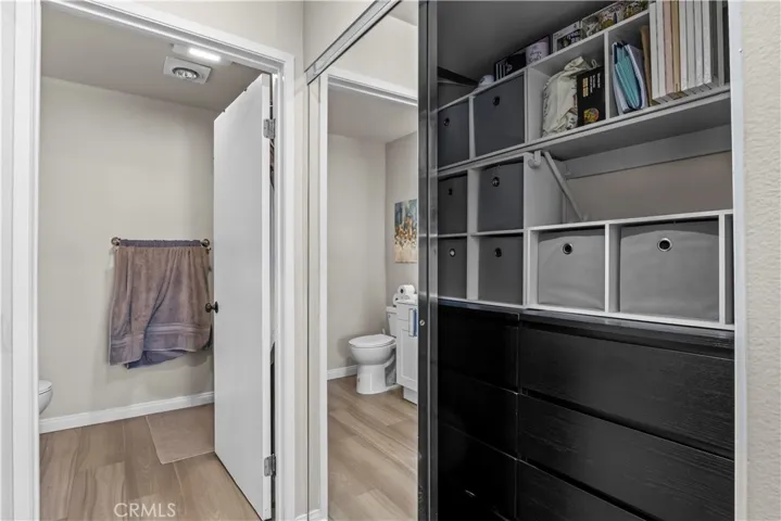 20253 Keswick Street 323, Winnetka, California 91306