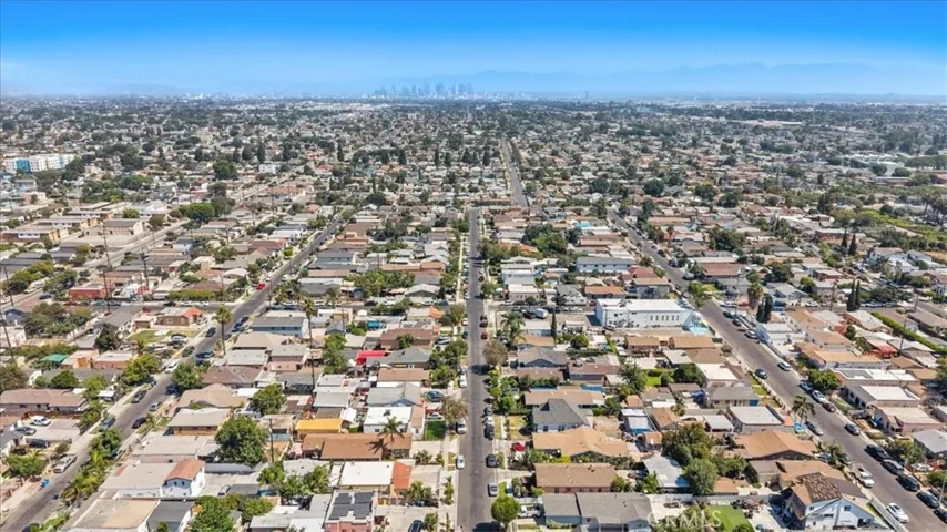 9501 Baird Ave, Los Angeles, California 90002