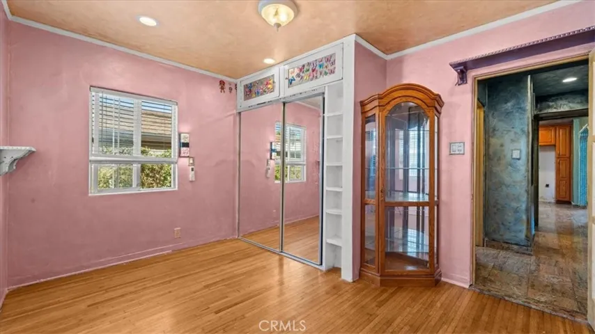 9501 Baird Ave, Los Angeles, California 90002