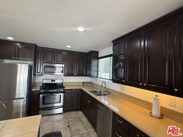 8701 Kittyhawk Avenue, Los Angeles, California 90045