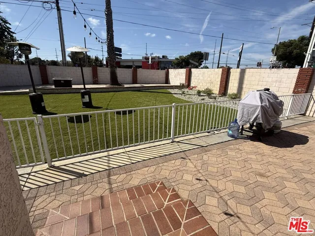 8701 Kittyhawk Avenue, Los Angeles, California 90045