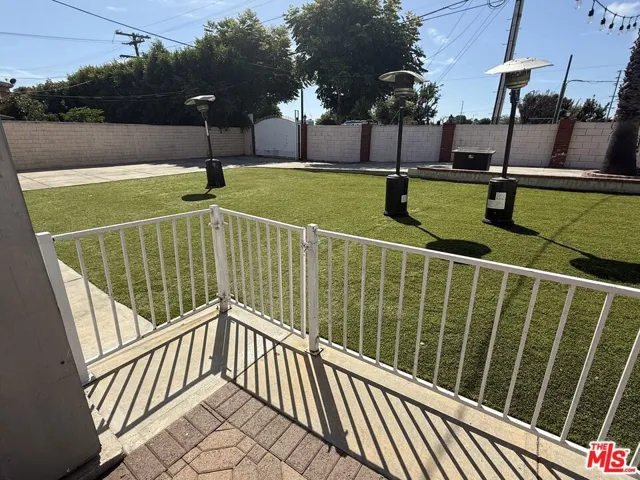 8701 Kittyhawk Avenue, Los Angeles, California 90045