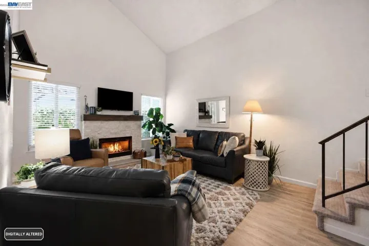 5050 Canyon Crest 18, Riverside, California 92507