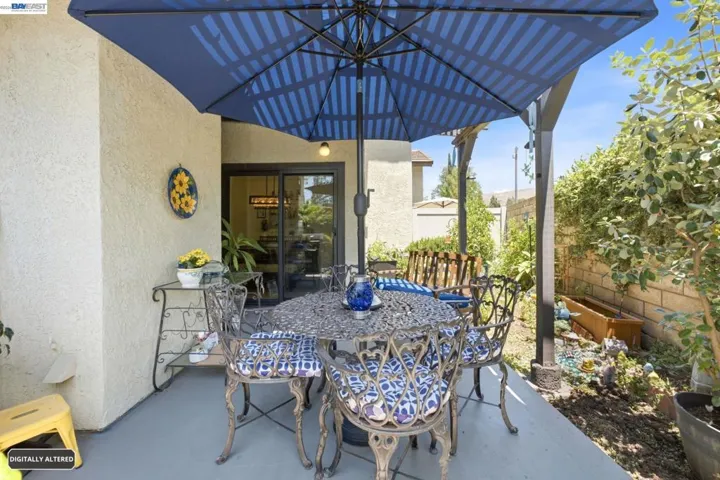 5050 Canyon Crest 18, Riverside, California 92507
