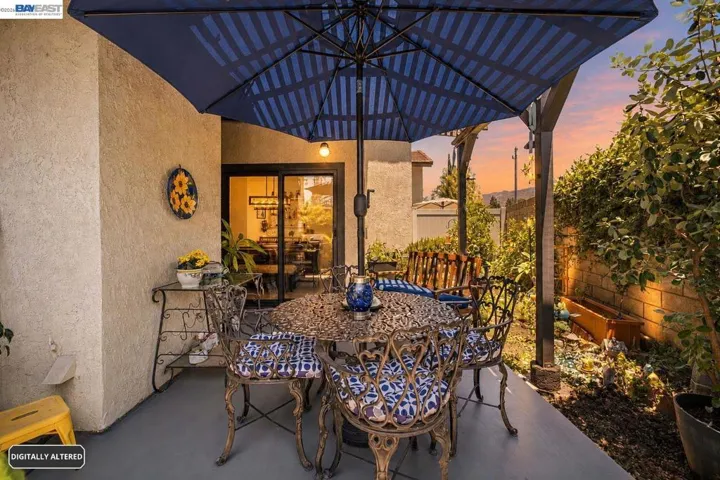 5050 Canyon Crest 18, Riverside, California 92507