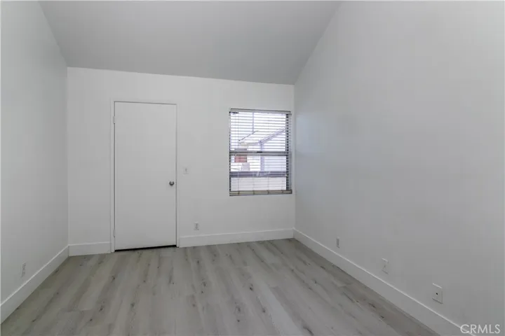 20253 Keswick Street 318, Winnetka, California 91306