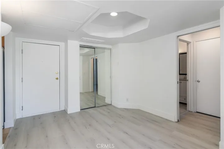 20253 Keswick Street 318, Winnetka, California 91306