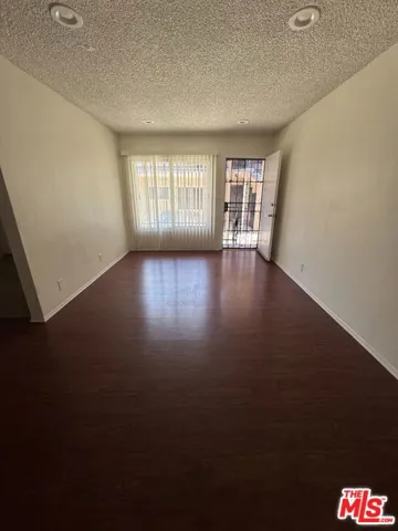 10630 Crenshaw Boulevard #3, Inglewood, California 90303