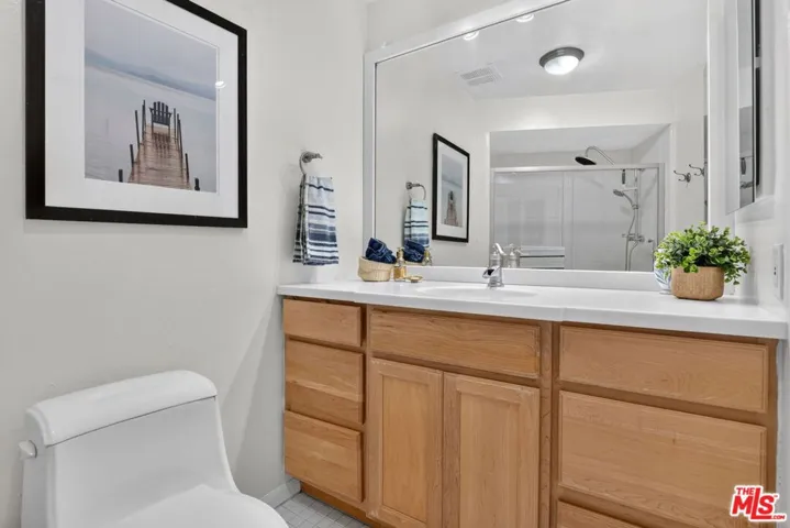 2045 4th Street 301b, Santa Monica, California 90405