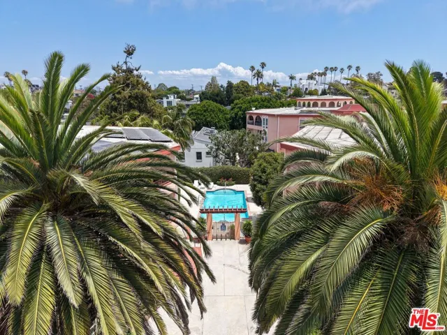 Resort Style Living in Santa M
