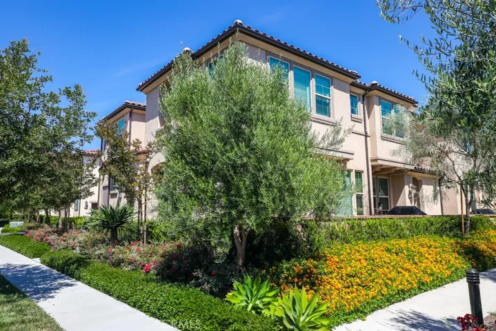 20 Savannah, Lake Forest, California 92630