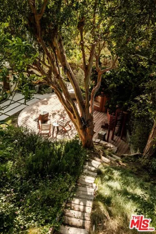 558 Stassi Lane, Santa Monica, California 90402